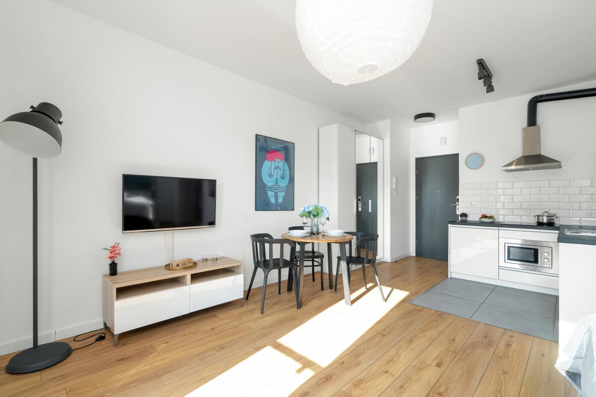 Klimatyczne I Nowoczesne Very Berry W Poznaniu By Renters Apartment *